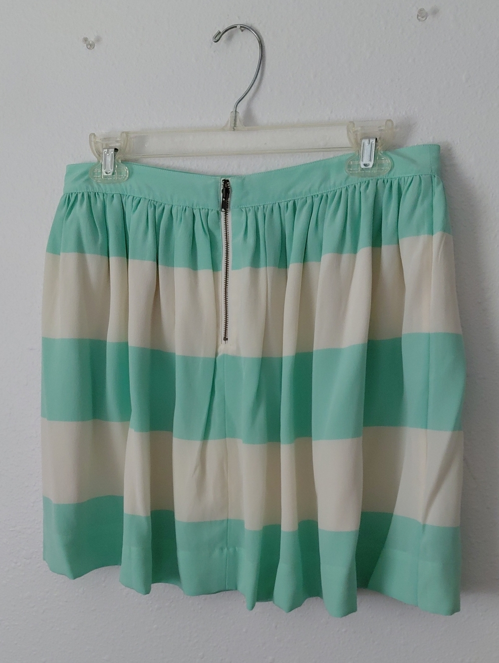 Daphne Mint and Cream Silk Mini Skirt  NWOT - Picture 5 of 7